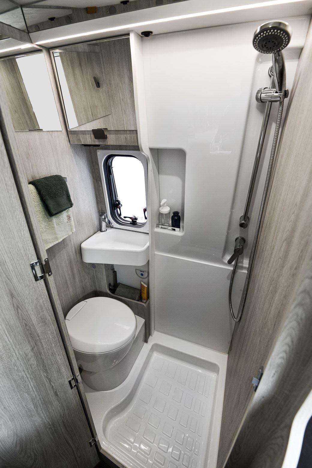 Bad im Camper