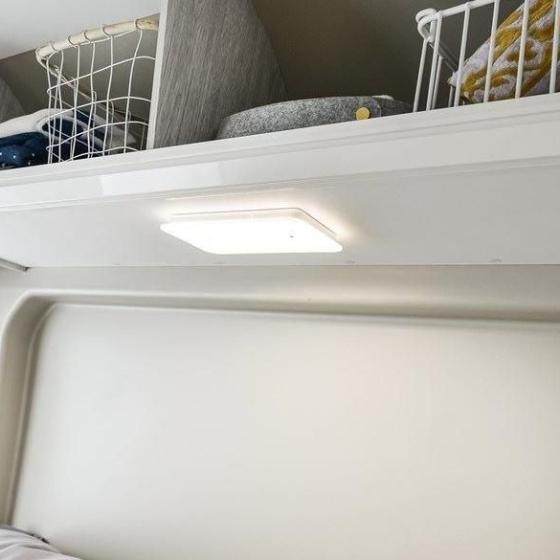 grosser Stauraum im Miet-Wohnmobil