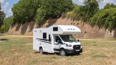 <img src="images/campervermietung.jpg" alt="Unsere Flotte von Campervans zur Miete in der Schweiz">