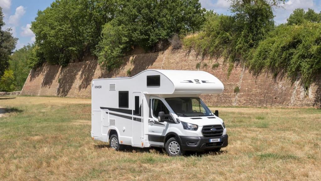 <img src="images/campervermietung.jpg" alt="Unsere Flotte von Campervans zur Miete in der Schweiz">